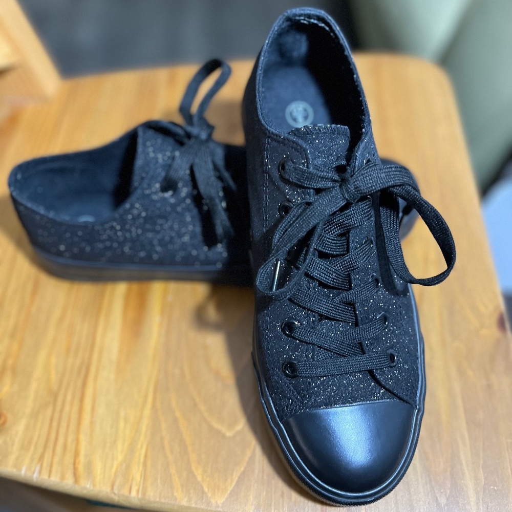 Black sneaker